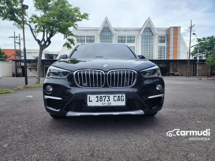 Jual Mobil BMW X1 2018 sDrive18i xLine 1.5 di Jawa Timur Automatic SUV Hitam Rp 465.000.000