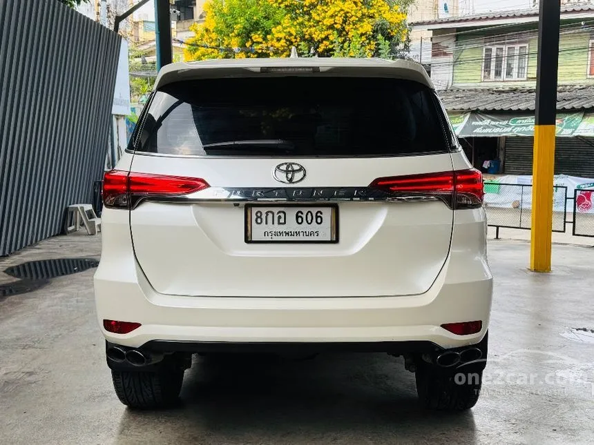 2019 Toyota FORTUNER V SUV