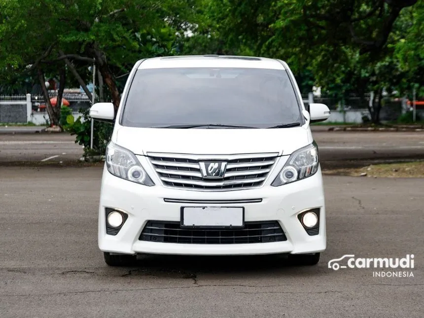 2014 Toyota Alphard SC MPV