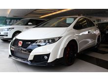 2016 Honda Civic 2.0 Type R GT Hatchback -- UNREG --