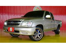 2004 Toyota Hilux Tiger 2.5 EXTRACAB E Pickup MT
