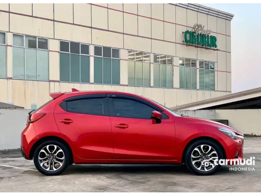 2017 Mazda 2 R Hatchback