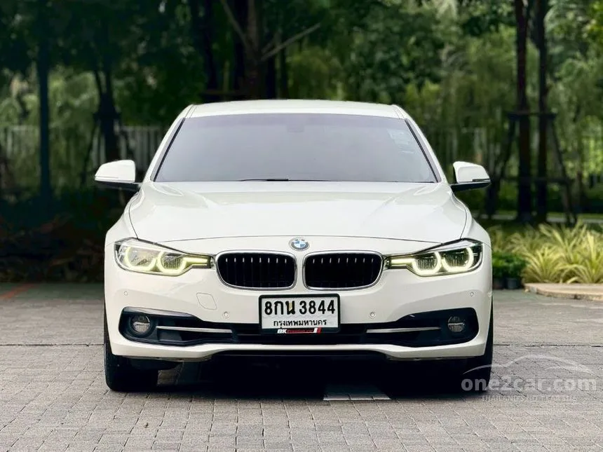 2019 BMW 330e Sport Sedan