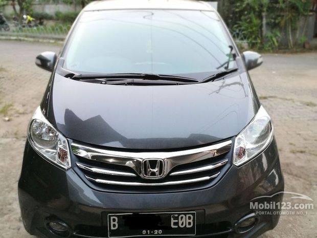 Honda Freed  Mobil  Bekas  Baru  dijual  di Indonesia  Dari 