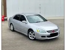 2003 Honda Accord 2.4 VTi-L Sedan