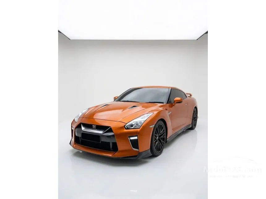 2021 Nissan GT-R Recaro Edition Coupe