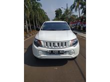 2015 Mitsubishi Strada Triton 2.8 HD-X Pick-up tampilan mulus, harga terjangkau