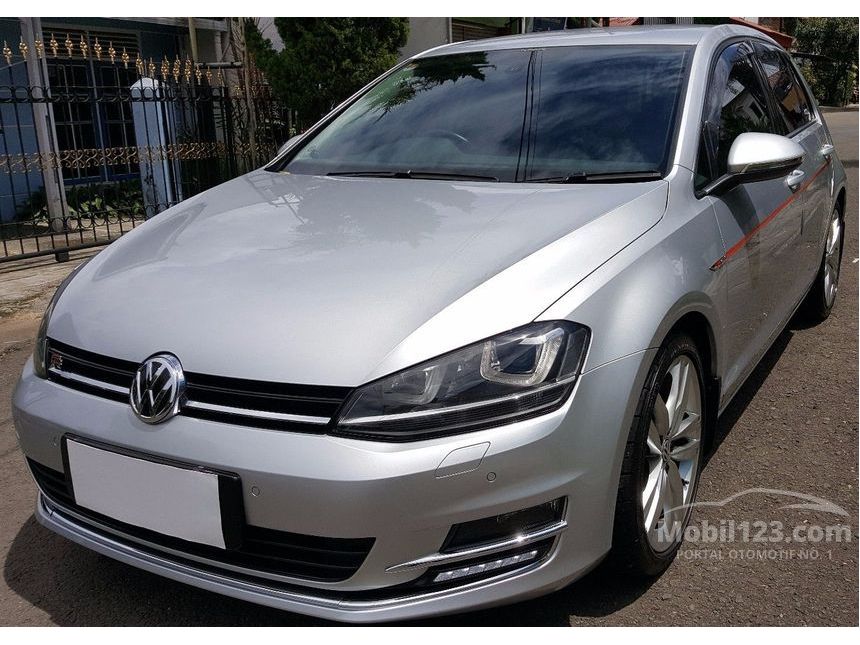 Jual Mobil Volkswagen Golf 2013 TSI 1.4 di Jawa Barat 