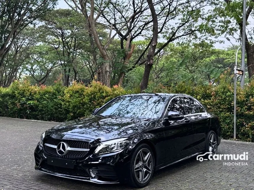 2019 Mercedes-Benz C300 AMG Line Sedan