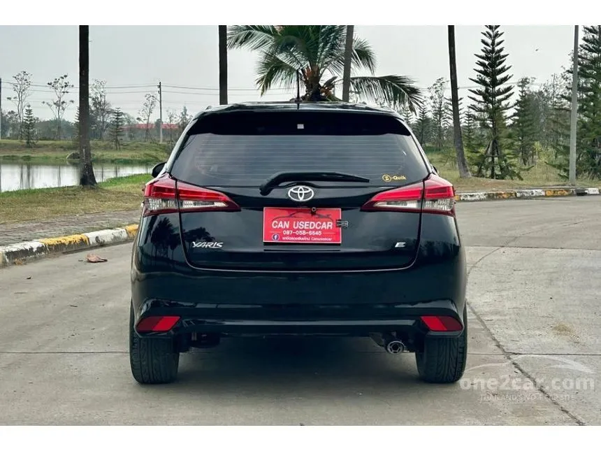 2018 Toyota YARIS E Hatchback