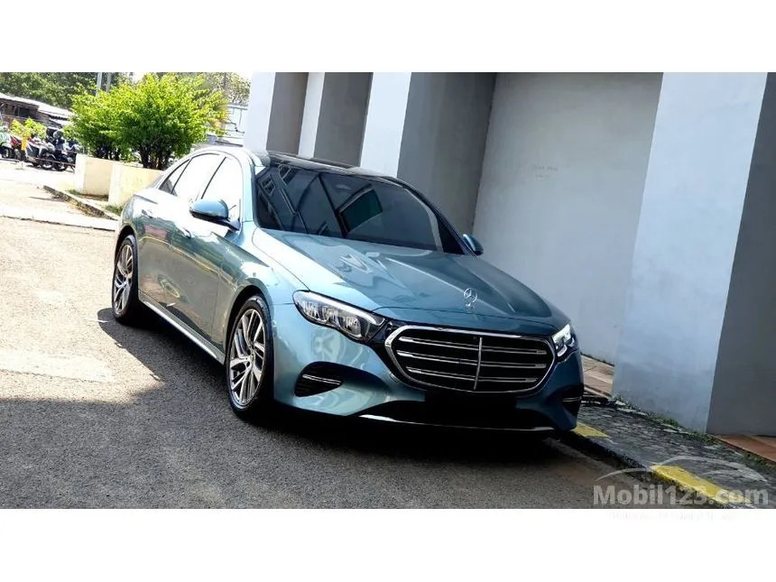 2024 Mercedes-Benz E200 Exclusive Line Sedan