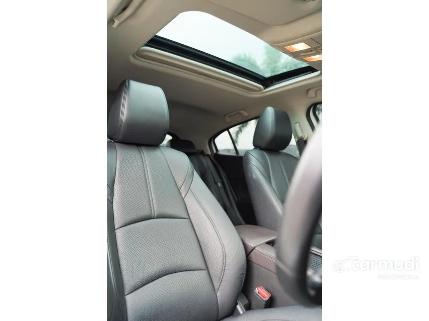 2017 Mazda 3 SKYACTIV-G Hatchback