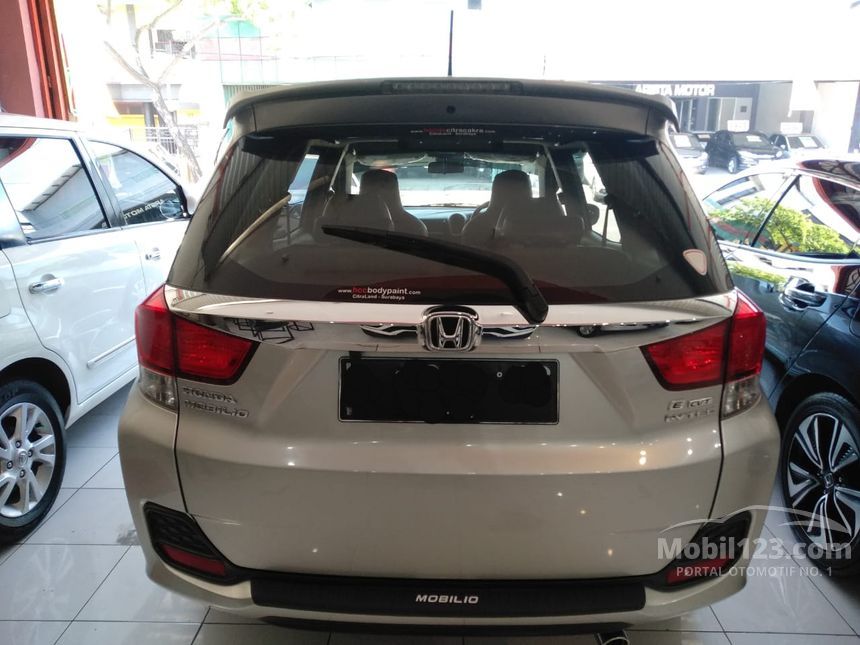  Jual  Mobil Honda Mobilio  2014  E Prestige 1 5 di Jawa Timur 