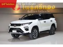 2022 Toyota FORTUNER 2.4 (ปี 15-25) Legender SUV