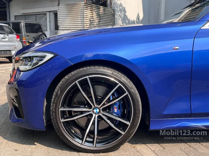 2021 BMW 330i M Sport Sedan