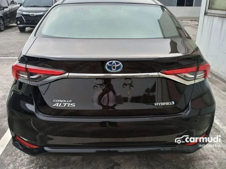 2023 Toyota Corolla Altis HYBRID Sedan