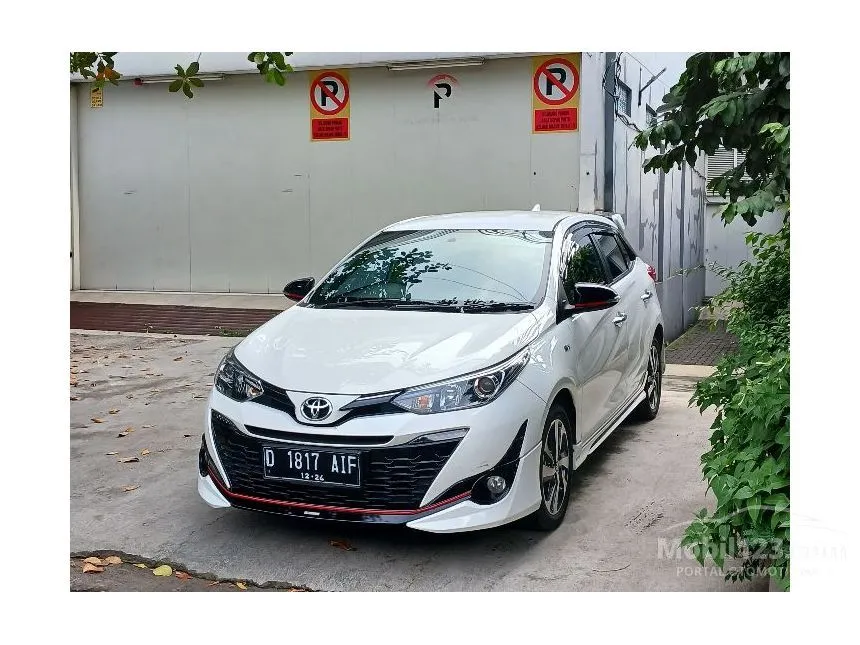 Jual Mobil Toyota Yaris 2019 TRD Sportivo 1.5 di Jawa Barat Automatic Hatchback Putih Rp 215.000.000