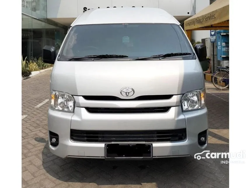 2024 Toyota Hiace Commuter Van Wagon