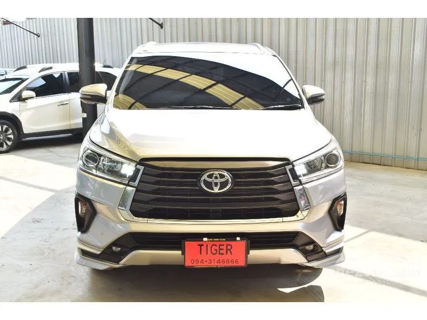 2023 Toyota INNOVA Crysta Wagon