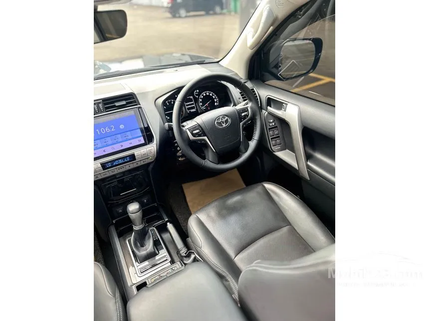 2021 Toyota Land Cruiser Prado TX SUV