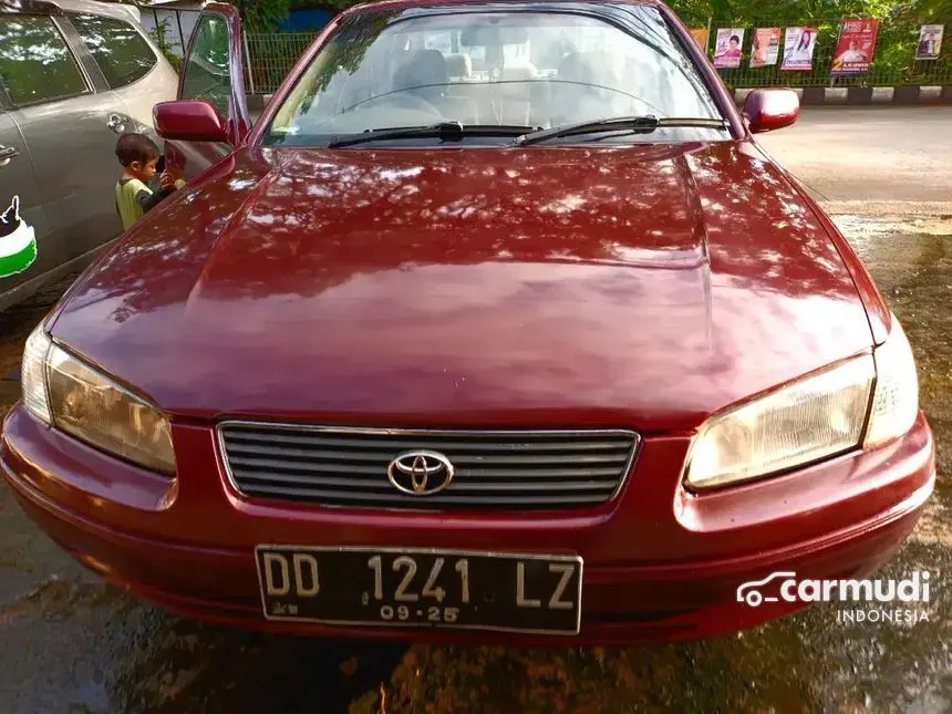Jual Mobil Toyota Camry 2000 2.2 di Sulawesi Selatan Manual Sedan Merah Rp 40.000.000