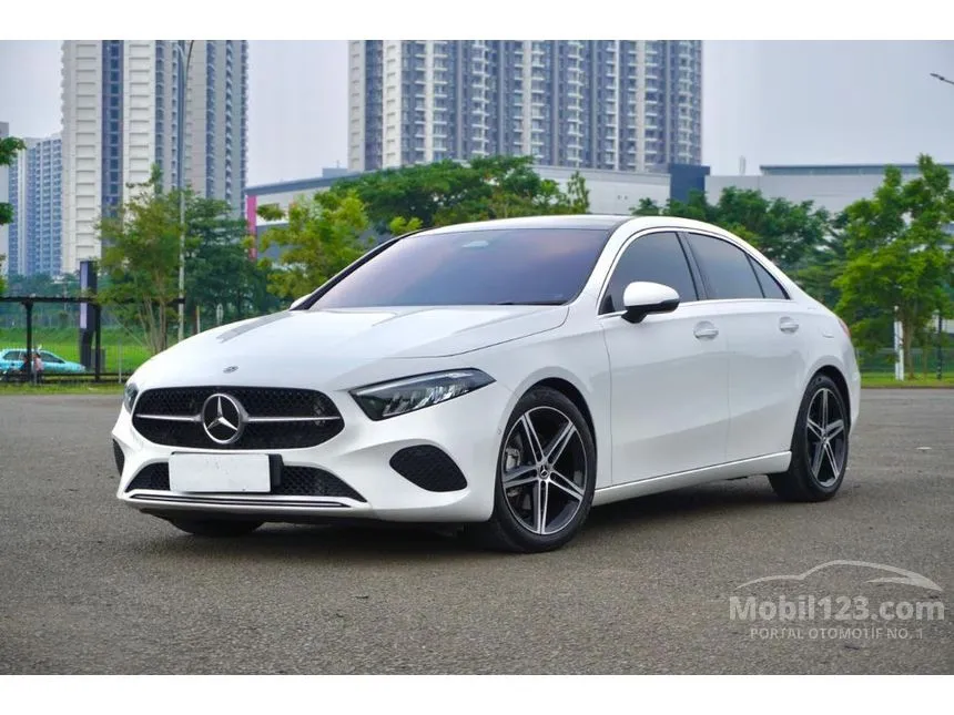 2024 Mercedes-Benz A200 Progressive Line Sedan