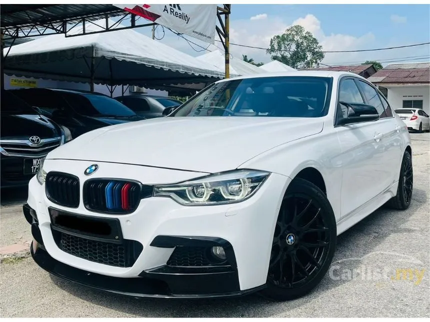 2017 BMW 318i Luxury Sedan