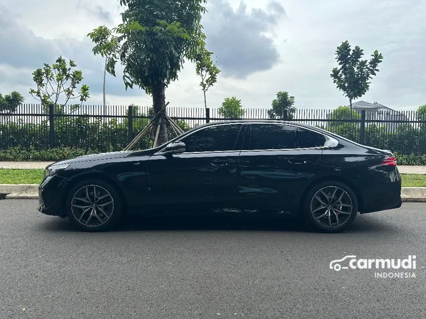 2024 BMW 520i M Sport Sedan
