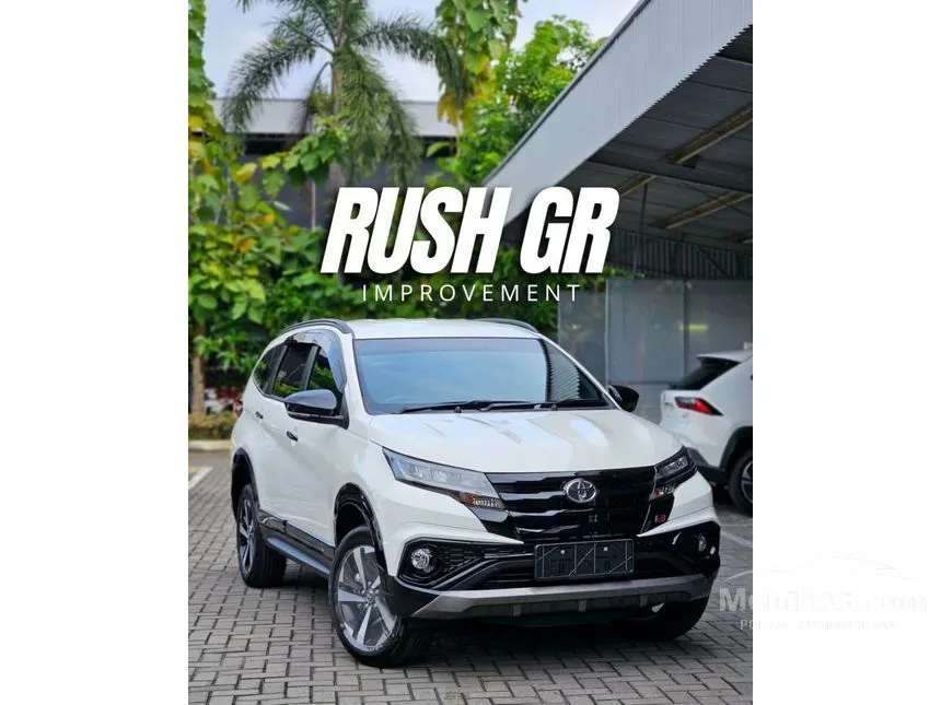 Jual Mobil Toyota Rush 2024 S GR Sport 1.5 di Jawa Barat Automatic SUV Putih Rp 289.000.000