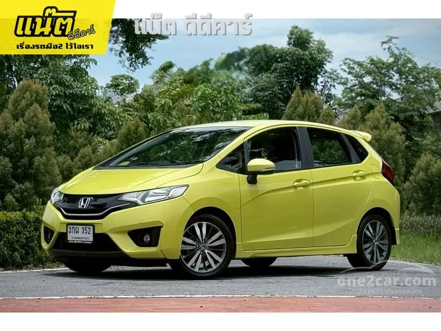 2014 Honda JAZZ SV Hatchback