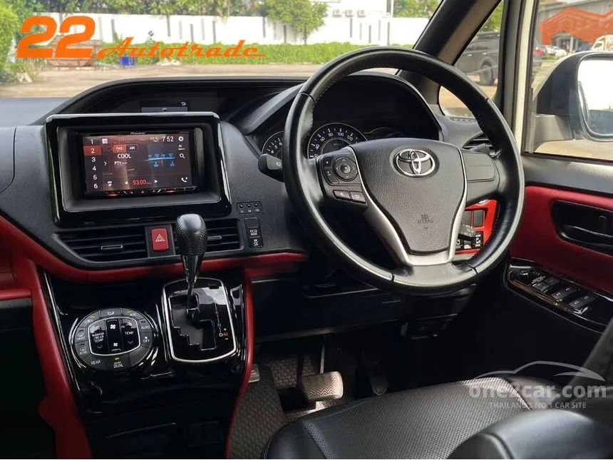 2019 Toyota Voxy ZS MPV