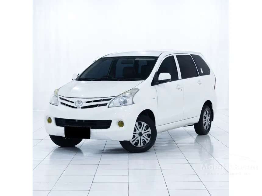 Jual Mobil Toyota Avanza 2015 E 1.3 di Kalimantan Barat Manual MPV Putih Rp 153.000.000