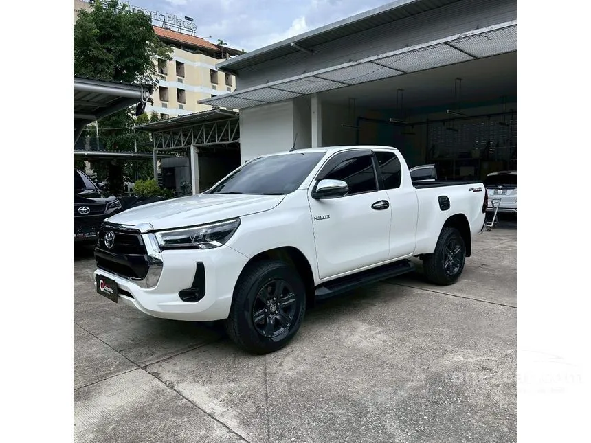 2022 Toyota HILUX REVO Prerunner Entry Smart Cab Pickup