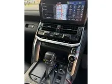2023 Toyota Land Cruiser 3.3 300 VX-R (Premium Colour) SUV