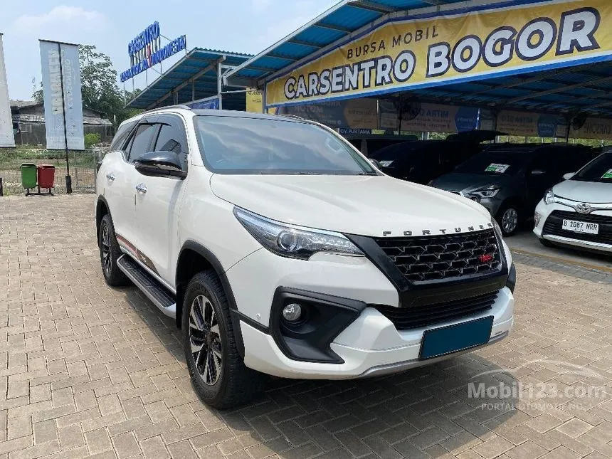 Jual Mobil Toyota Fortuner 2019 TRD 2.4 di Banten Automatic SUV Putih Rp 410.000.000