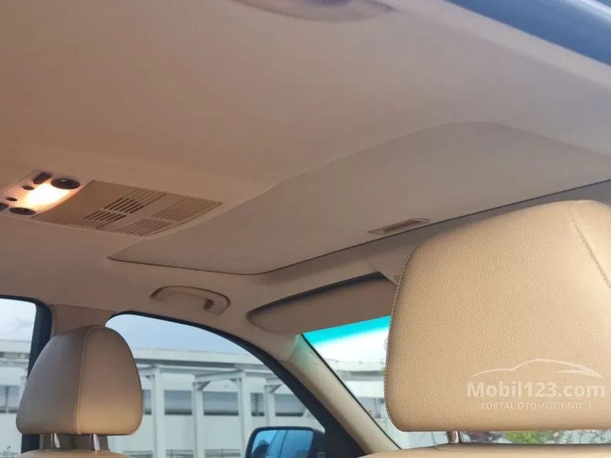 2004 BMW 530i Sedan