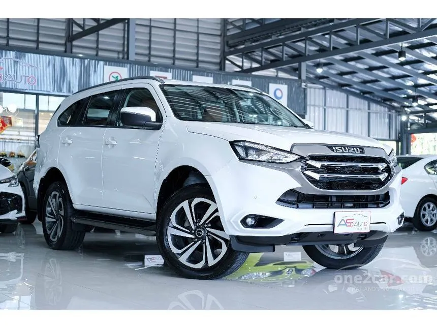2021 Isuzu MU-X Ultimate SUV