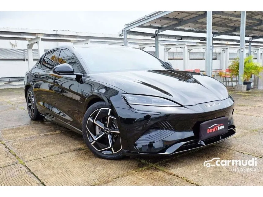 2024 BYD Seal Premium Extended Range Sedan