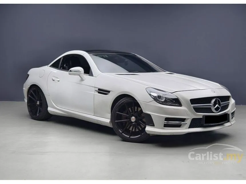 2012 Mercedes-Benz SLK200 AMG Sport Convertible