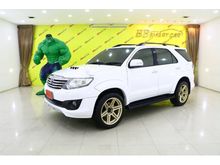 2012 Toyota Fortuner 3.0 (ปี 12-15) V SUV AT