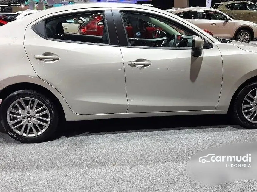 2022 Mazda 2 Sedan