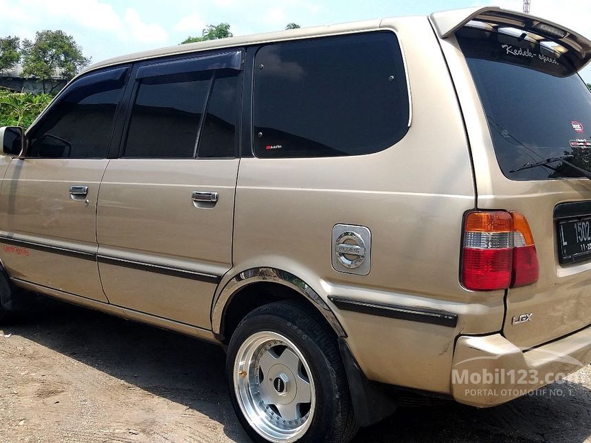 Jual Mobil Toyota Kijang 2001 LGX-D 2.4 di Jawa Timur ...