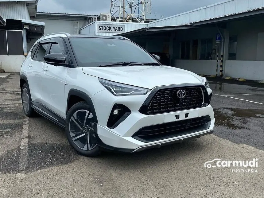 Jual Mobil Toyota Yaris Cross 2024 S HV with GR Parts Aero Pkg(Prem Clr) 1.5 di DKI Jakarta Automatic SUV Putih Rp 320.000.000