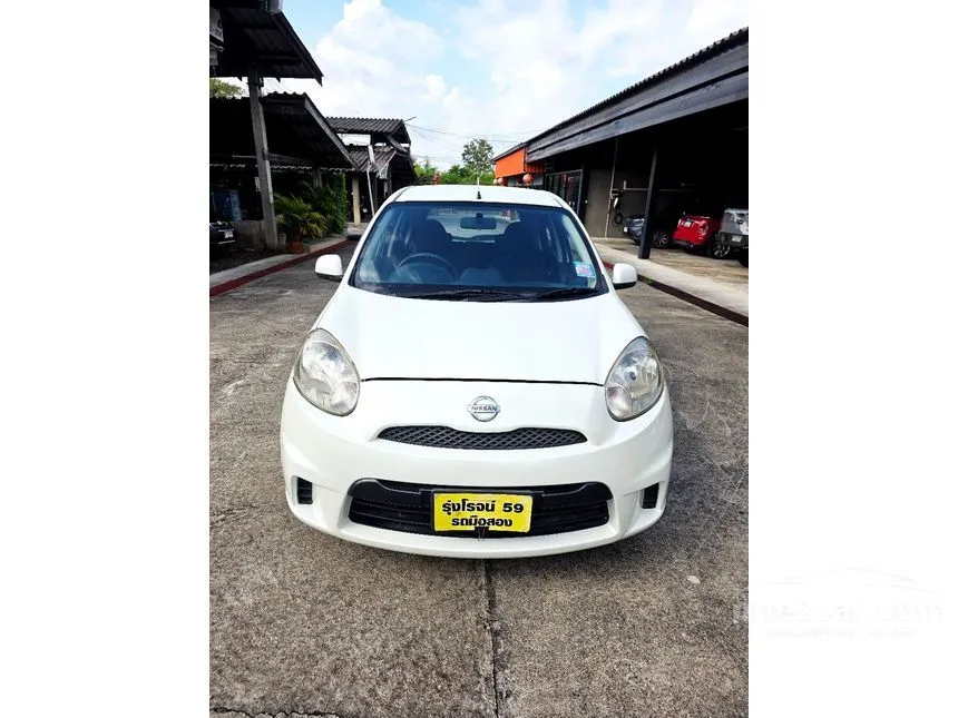 2013 Nissan MARCH VL Sport Version Hatchback