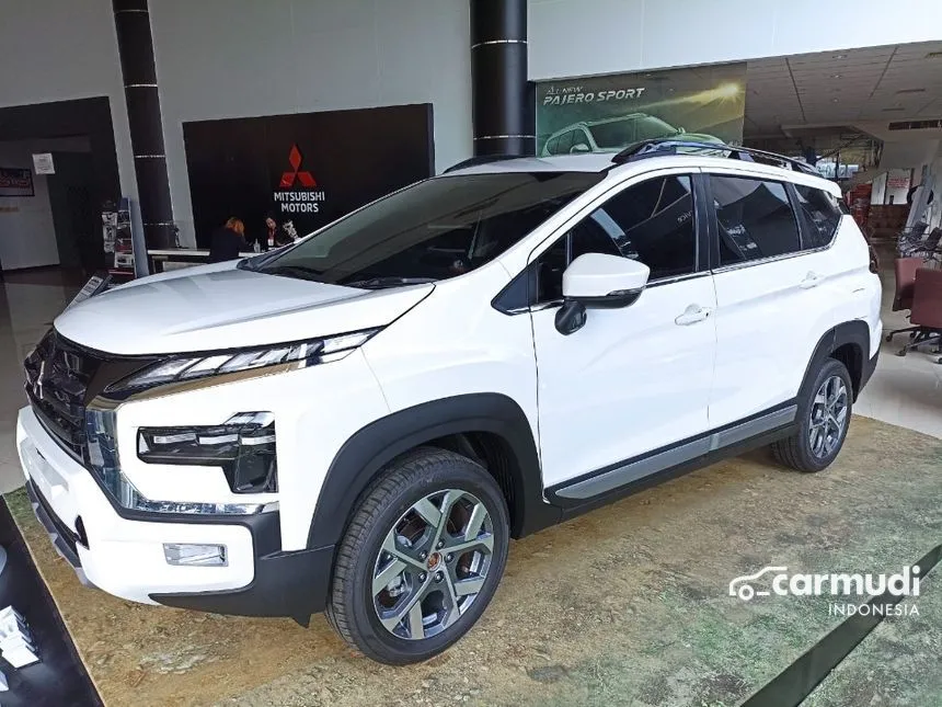 2024 Mitsubishi Xpander CROSS Premium Package Wagon