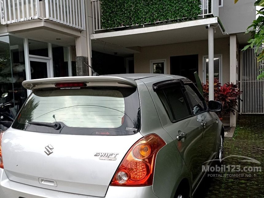 2011 Suzuki Swift GT3 Hatchback