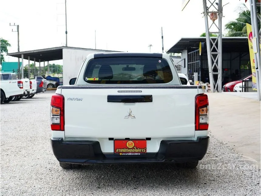 2021 Mitsubishi TRITON GLX Mega Cab Pickup