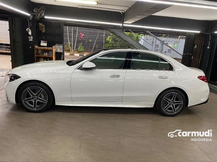 2023 Mercedes-Benz C300 AMG Line Sedan