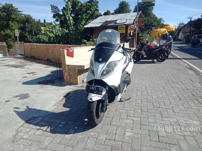 Jual Motor Benelli Zafferano 2013 250 di Jawa Timur Automatic