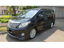 Toyota Alphard 2.4 SC Premium Sound CBU Builtup Jepang Black on Black 2012 - Pemakaian 2013